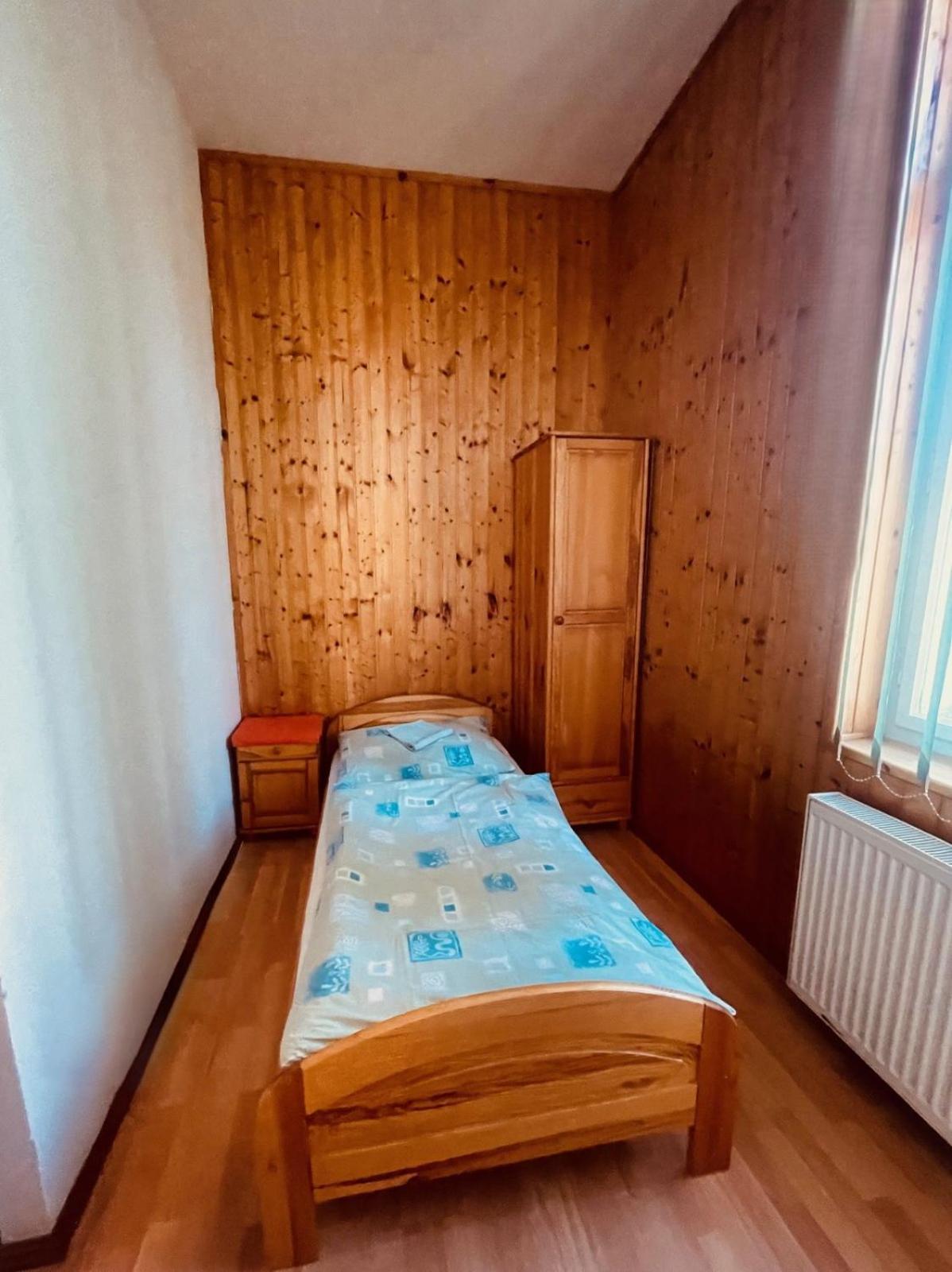 Penzion Dalibor Trutnov Exteriör bild